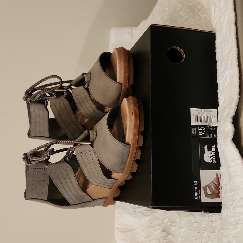 SOREL Joanie II Lace Suede Sandals Sz 9.5 NWOT